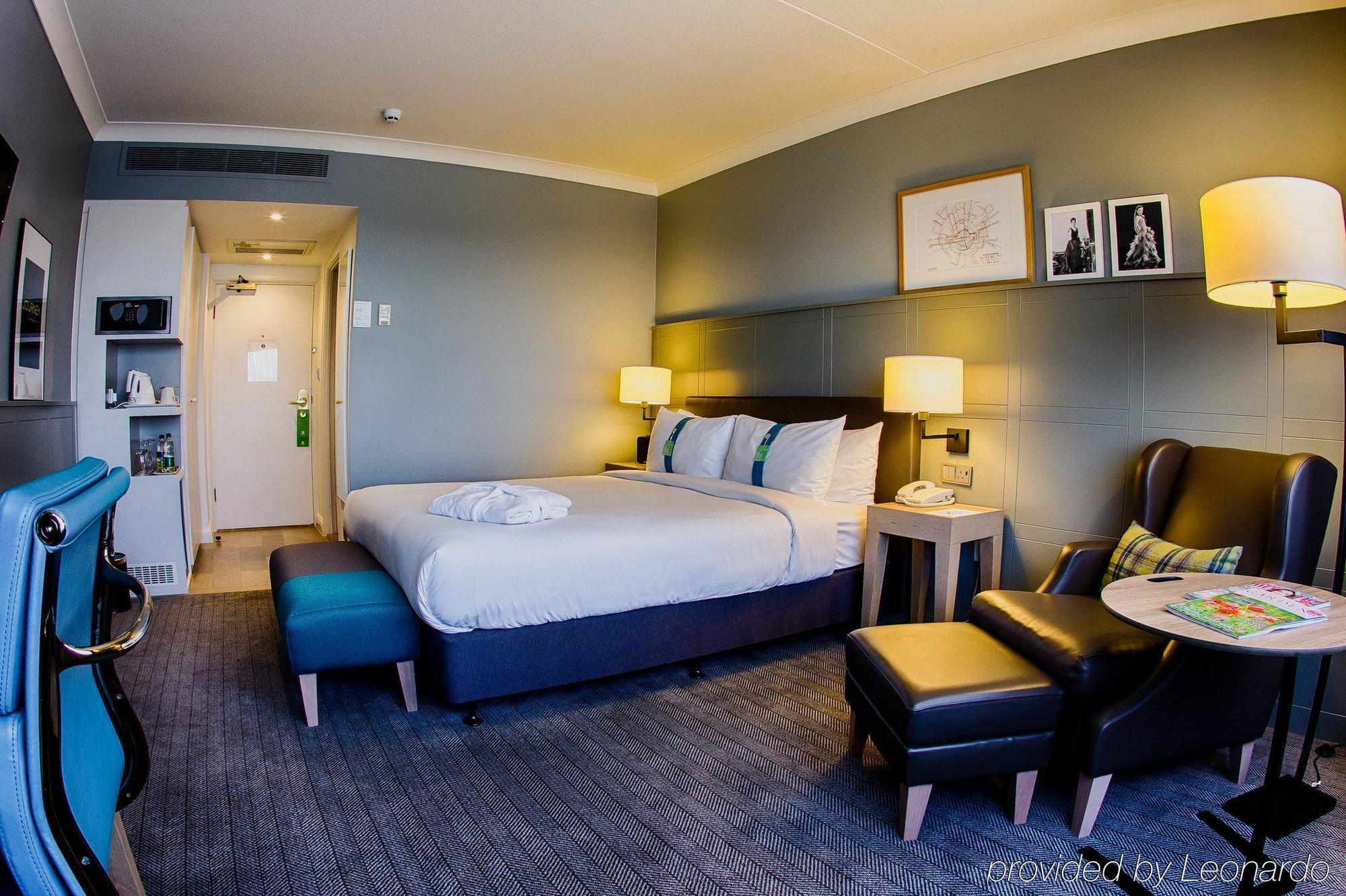 London - Heathrow M4,jct.4, An Ihg Hotel 4*