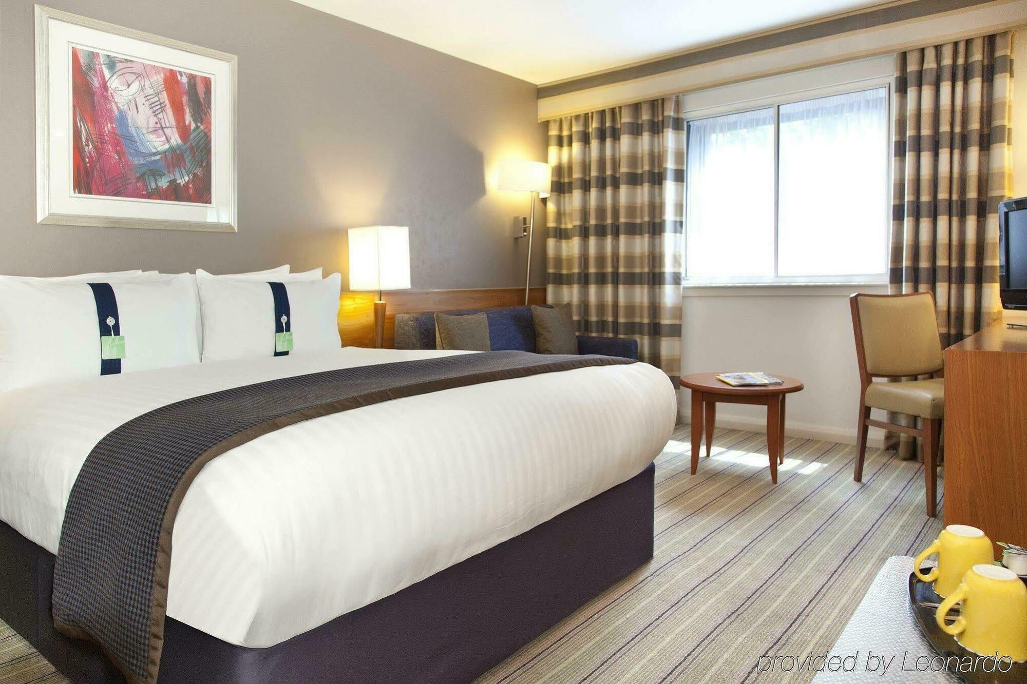 London - Heathrow M4,jct.4, An Ihg 4* West Drayton (Middlesex)
