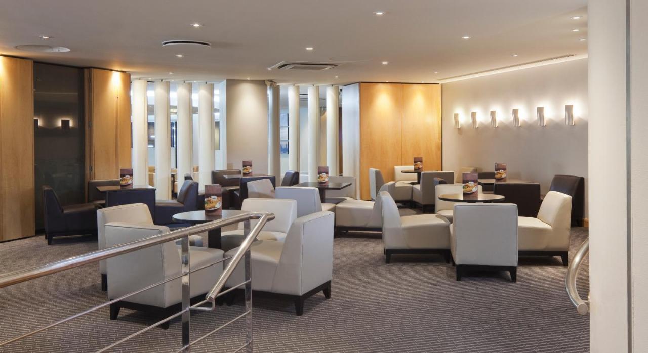 Hotel London - Heathrow M4,jct.4, An Ihg 4*